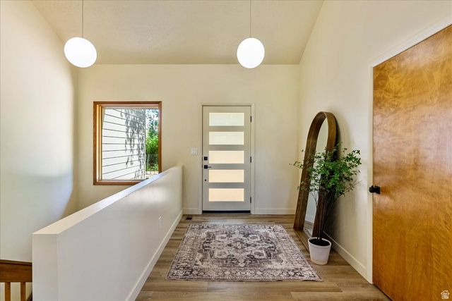 5302 ARROWHEAD LN, Ogden, UT 84403