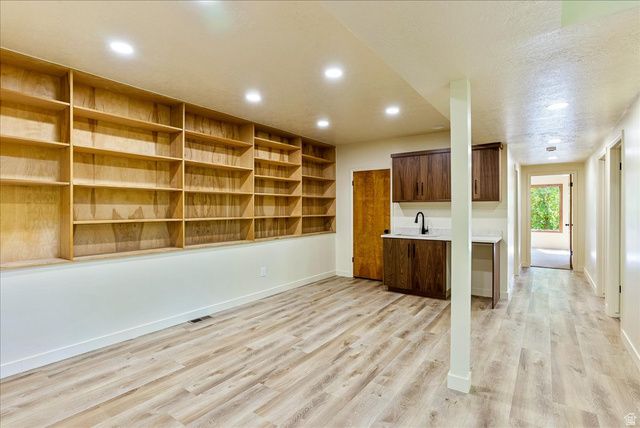 5302 ARROWHEAD LN, Ogden, UT 84403