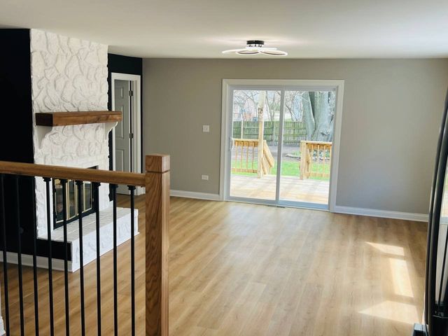 22 N 12th Street, St. Charles, IL 60174