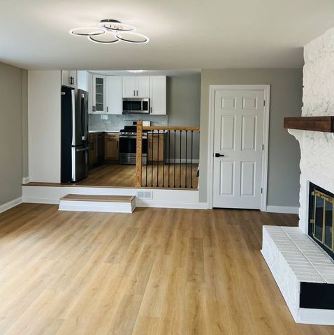 22 N 12th Street, St. Charles, IL 60174