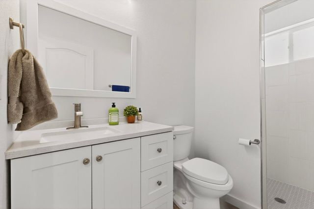 2161 Monterrey Road NE, Rio Rancho, NM 87144