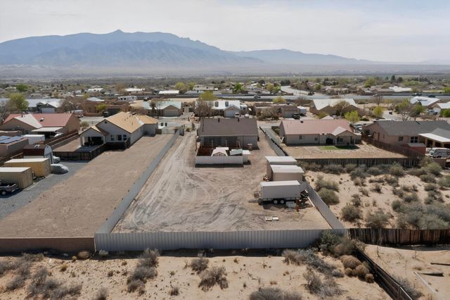 2161 Monterrey Road NE, Rio Rancho, NM 87144