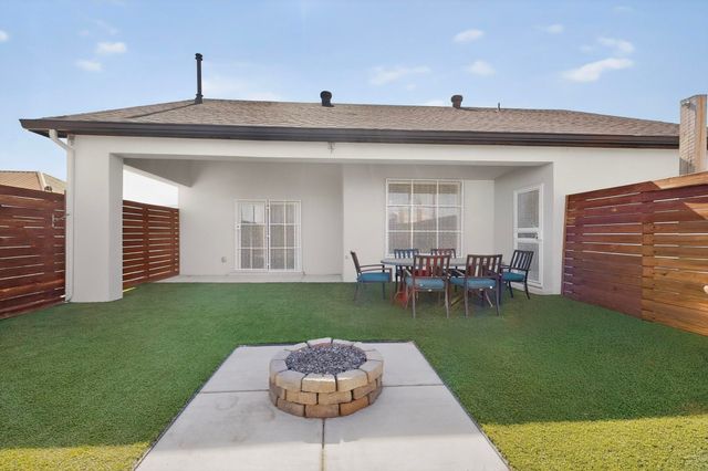 2161 Monterrey Road NE, Rio Rancho, NM 87144