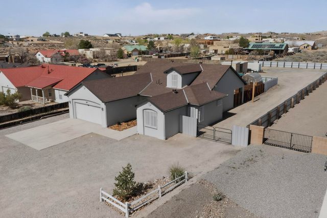 2161 Monterrey Road NE, Rio Rancho, NM 87144