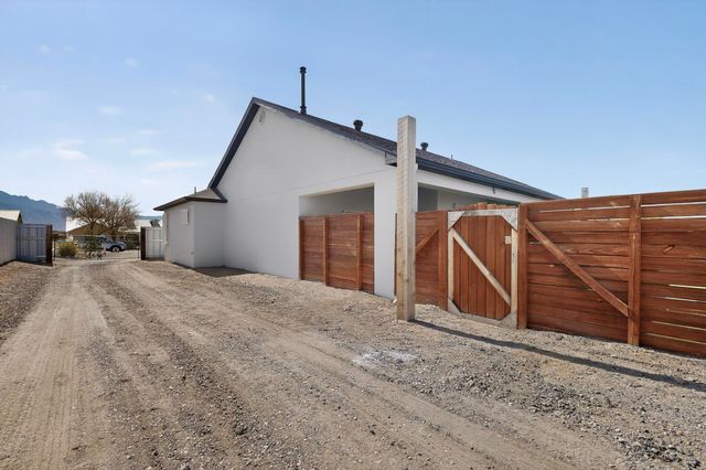 2161 Monterrey Road NE, Rio Rancho, NM 87144