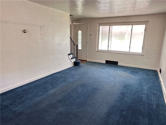 1306 Orangewood Ave, Beechview, PA 15216