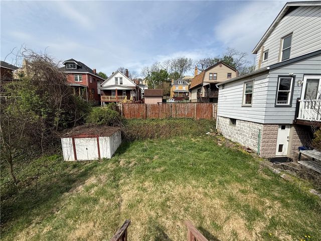 1306 Orangewood Ave, Beechview, PA 15216