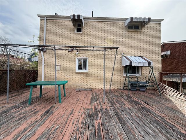 1306 Orangewood Ave, Beechview, PA 15216