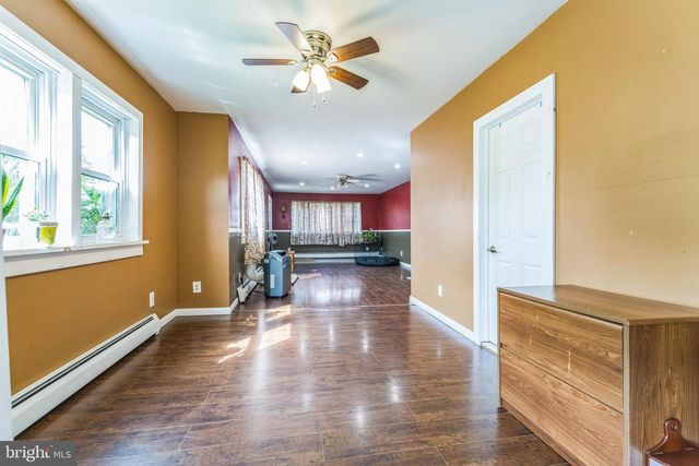 13 JOHNSONVILLE RD, Bangor, PA 18013