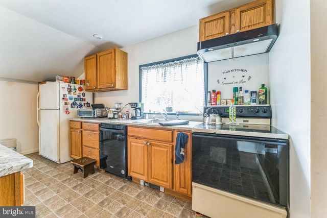 13 JOHNSONVILLE RD, Bangor, PA 18013