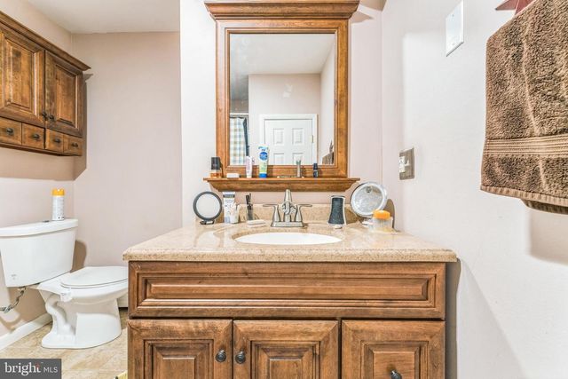 13 JOHNSONVILLE RD, Bangor, PA 18013