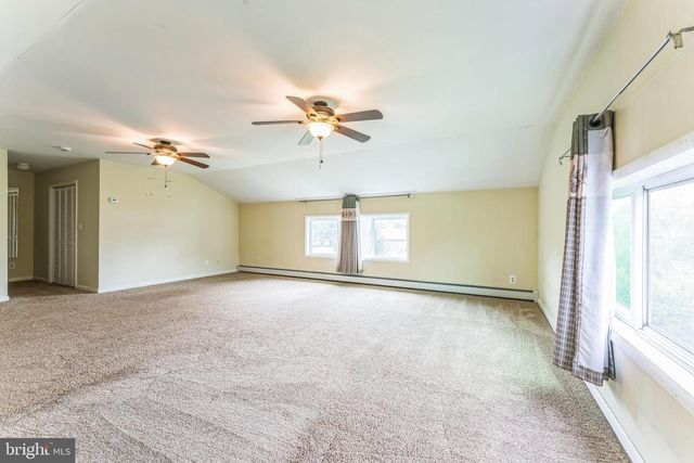 13 JOHNSONVILLE RD, Bangor, PA 18013