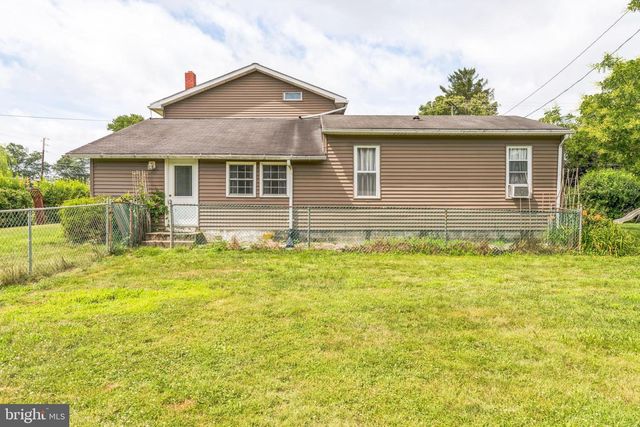 13 JOHNSONVILLE RD, Bangor, PA 18013
