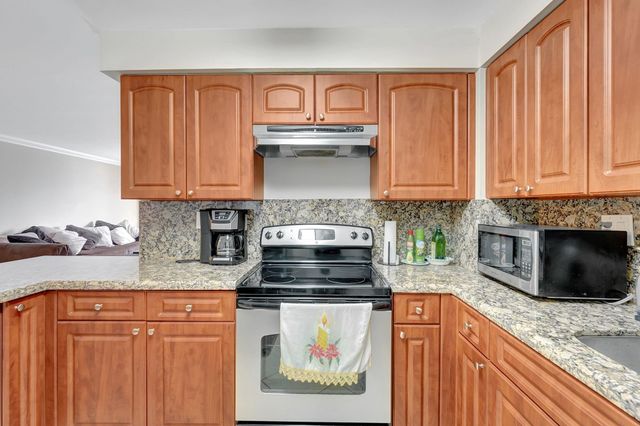 1913 S Ocean Drive 207, Hallandale Beach, FL 33009