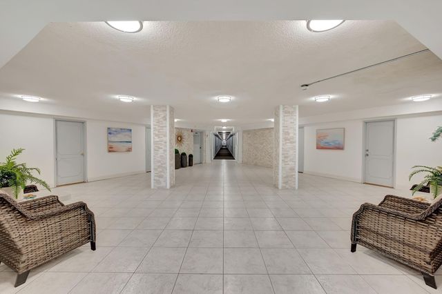 1913 S Ocean Drive 207, Hallandale Beach, FL 33009