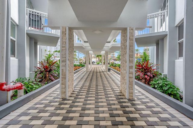 1913 S Ocean Drive 207, Hallandale Beach, FL 33009