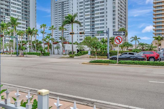 1913 S Ocean Drive 207, Hallandale Beach, FL 33009