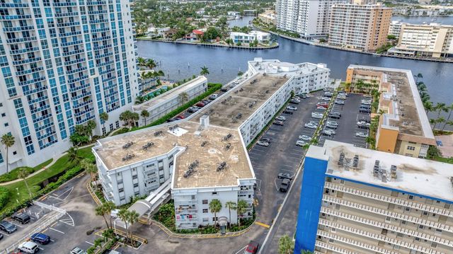 1913 S Ocean Drive 207, Hallandale Beach, FL 33009
