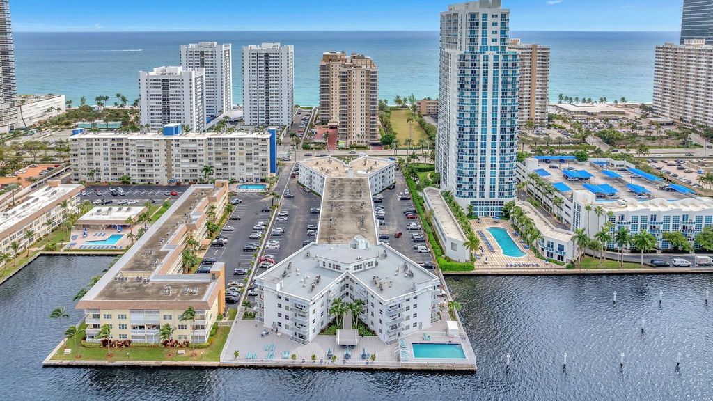 1913 S Ocean Drive 207, Hallandale Beach, FL 33009