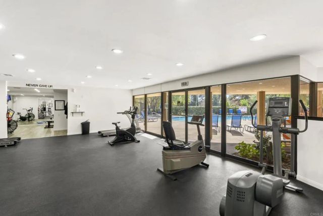 5700 Baltimore Dr 66, La Mesa, CA 91942