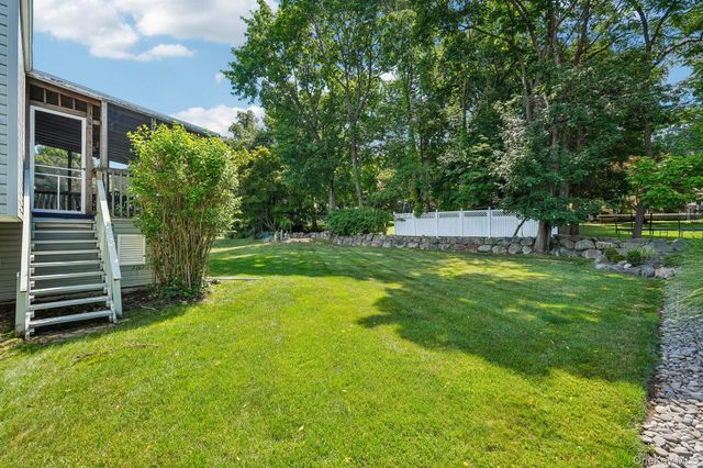 13 Bayview Drive, Stony Point, NY 10980