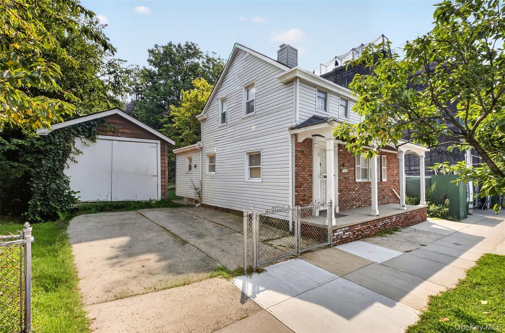 13-17 123rd Street, College Point, NY 11356 — photo 4