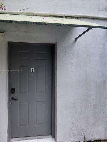 1050 NE 82nd St 1, Miami, FL 33138