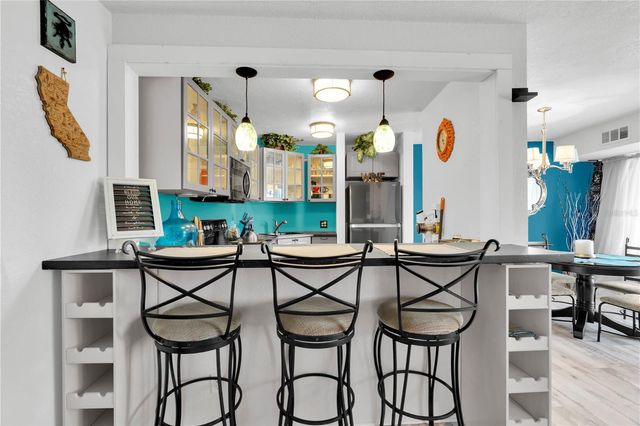 3315 58TH AVENUE S 315, St Petersburg, FL 33712