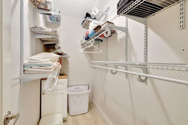 825 E Normandy R, Delray Beach, FL 33484