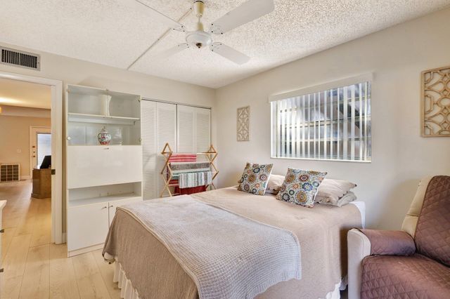 825 E Normandy R, Delray Beach, FL 33484