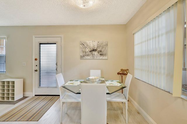 825 E Normandy R, Delray Beach, FL 33484