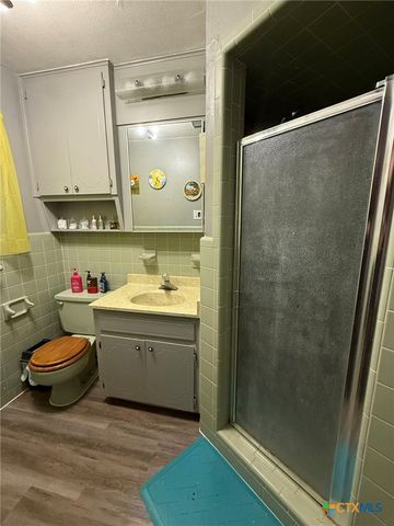 3221 W Avenue R, Temple, TX 76504