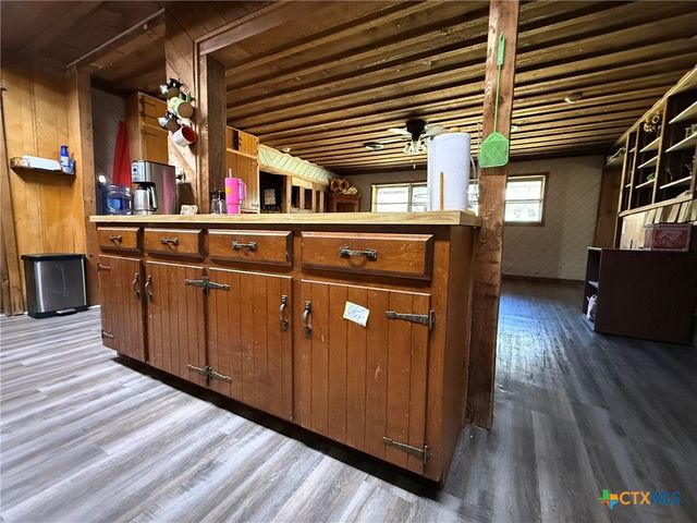 3221 W Avenue R, Temple, TX 76504