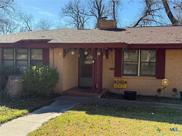 3221 W Avenue R, Temple, TX 76504