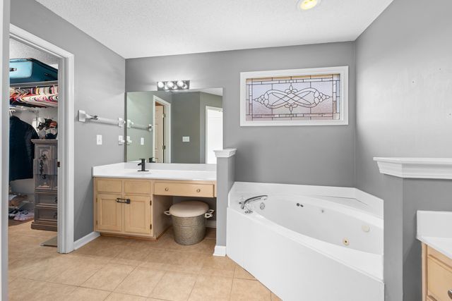 7617 DEXTER HOLLOW DR, Memphis, TN 38016