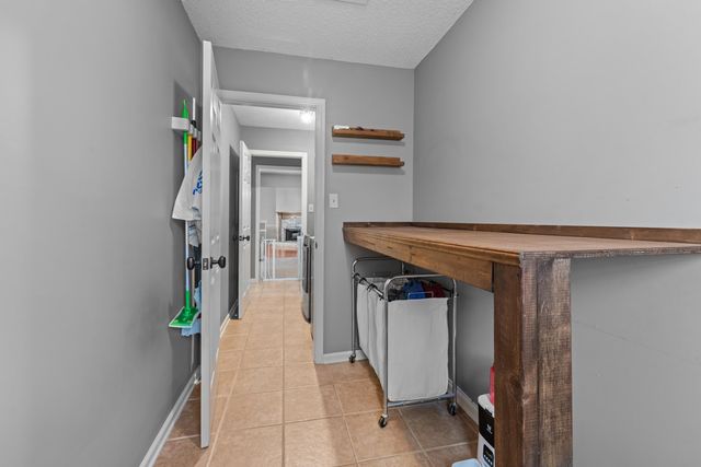 7617 DEXTER HOLLOW DR, Memphis, TN 38016