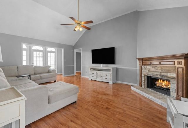 7617 DEXTER HOLLOW DR, Memphis, TN 38016