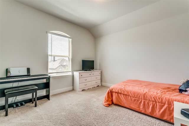 528 Retama Drive, Fort Worth, TX 76108