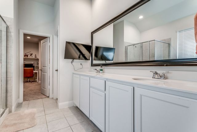 528 Retama Drive, Fort Worth, TX 76108