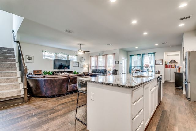 528 Retama Drive, Fort Worth, TX 76108