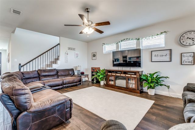 528 Retama Drive, Fort Worth, TX 76108