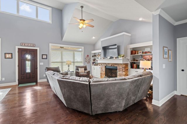 212 Banberry Drive, SW, Mc Donald, TN 37353