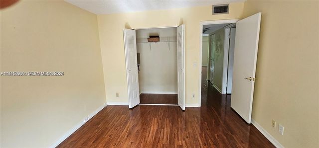251 SW 132nd Way 417H, Pembroke Pines, FL 33027