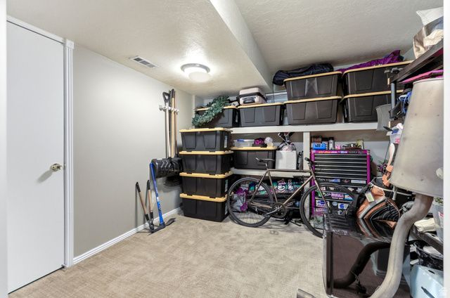 1821 E 5650 S, South Ogden, UT 84403