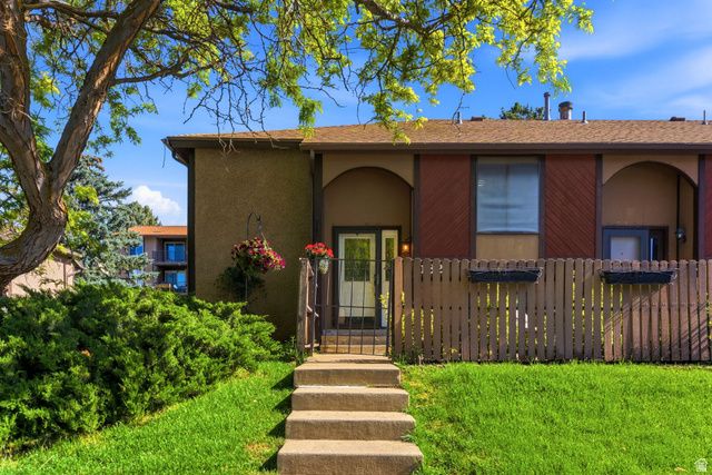 1821 E 5650 S, South Ogden, UT 84403