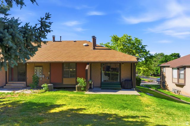 1821 E 5650 S, South Ogden, UT 84403