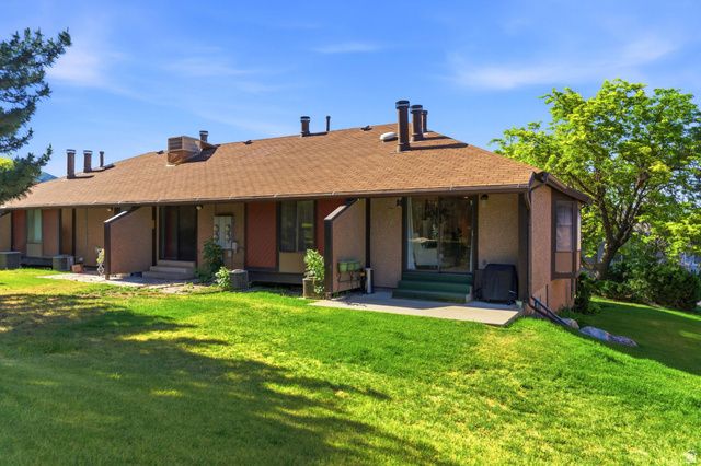 1821 E 5650 S, South Ogden, UT 84403