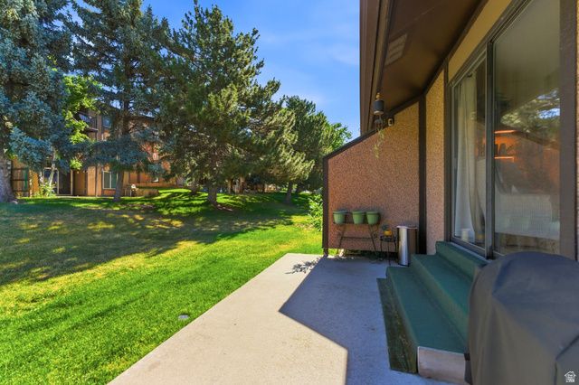 1821 E 5650 S, South Ogden, UT 84403