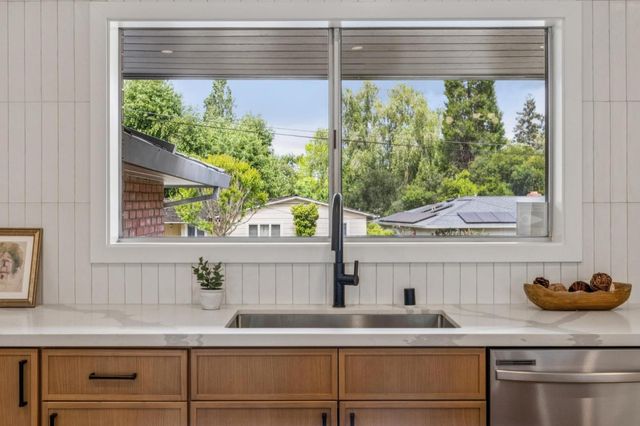1573 Daniels Drive, San Leandro, CA 94577