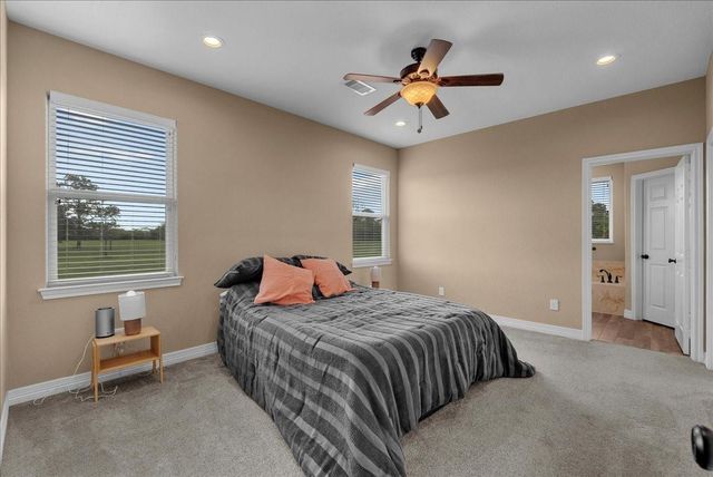 4810 14th Street, Dickinson, TX 77539